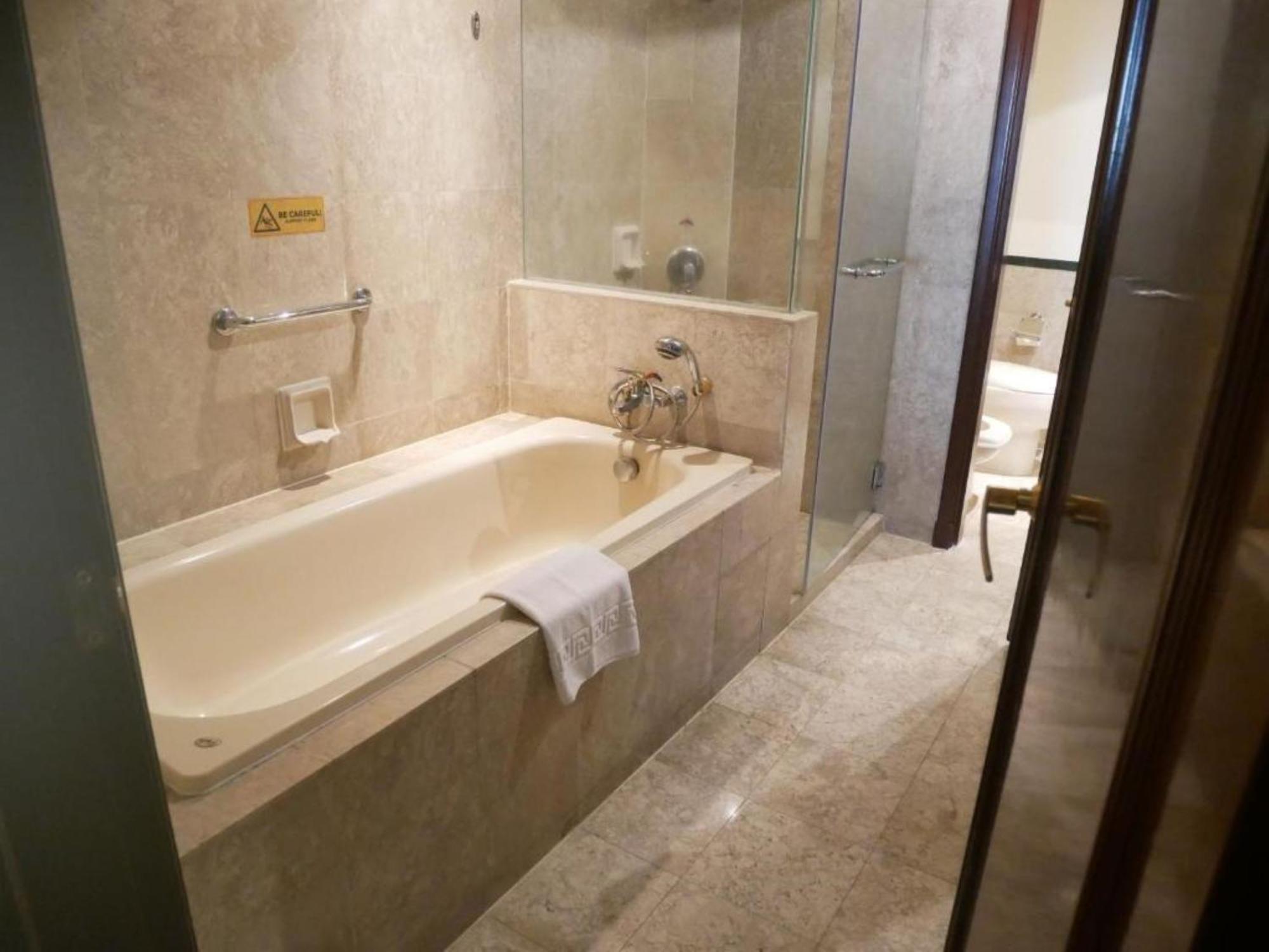 White Suite At Times Square クアラルンプール エクステリア 写真